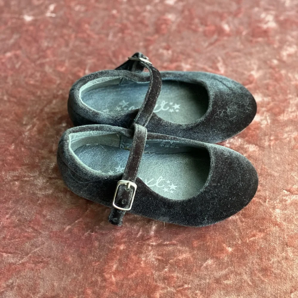 Next velvet baby shoes sz 4